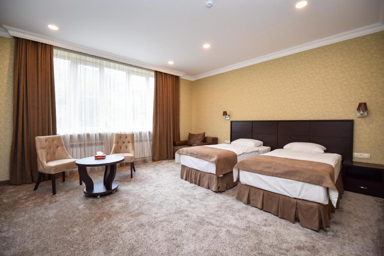 Laguna Hotel วานาดเซอร์ ภายนอก รูปภาพ