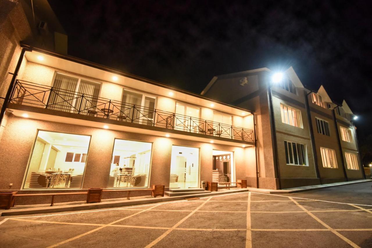 Laguna Hotel วานาดเซอร์ ภายนอก รูปภาพ